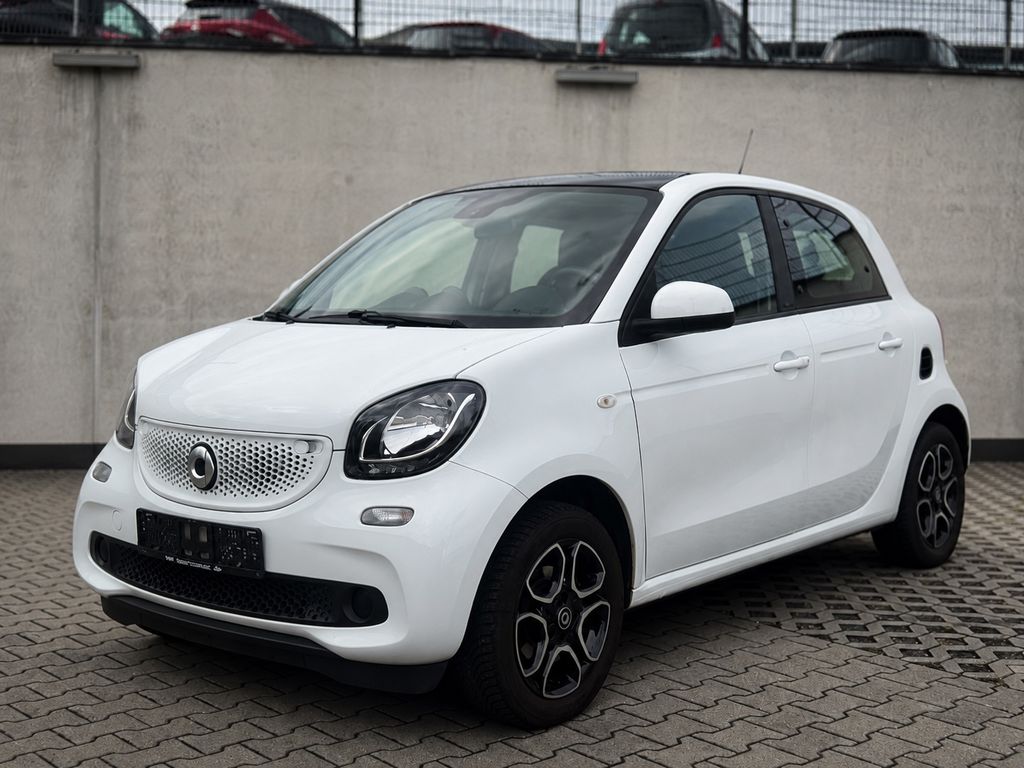 Bild des Angebotes Smart ForFour  90PS Panorama Navi Kamera Vollleder