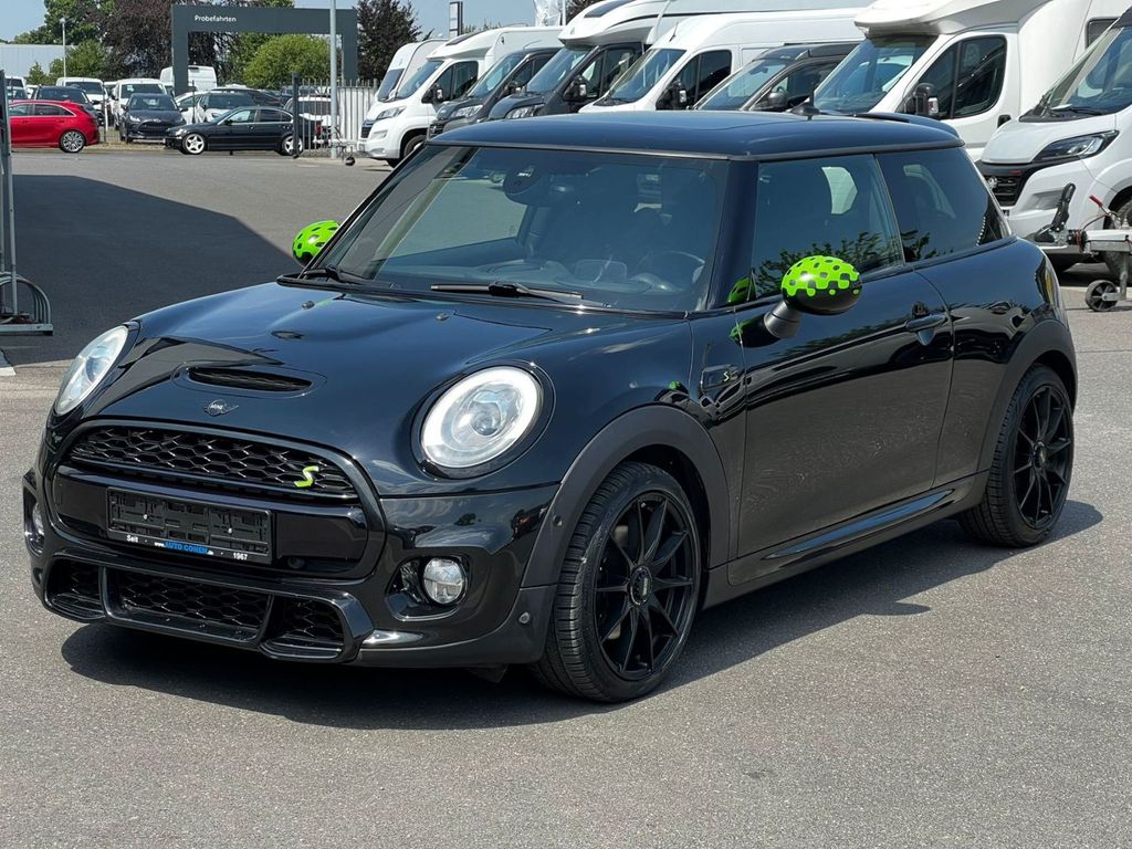 Bild des Angebotes MINI Cooper S 2.0 Sport-Aut.+JCW Pak+HarmanKardon+OZ