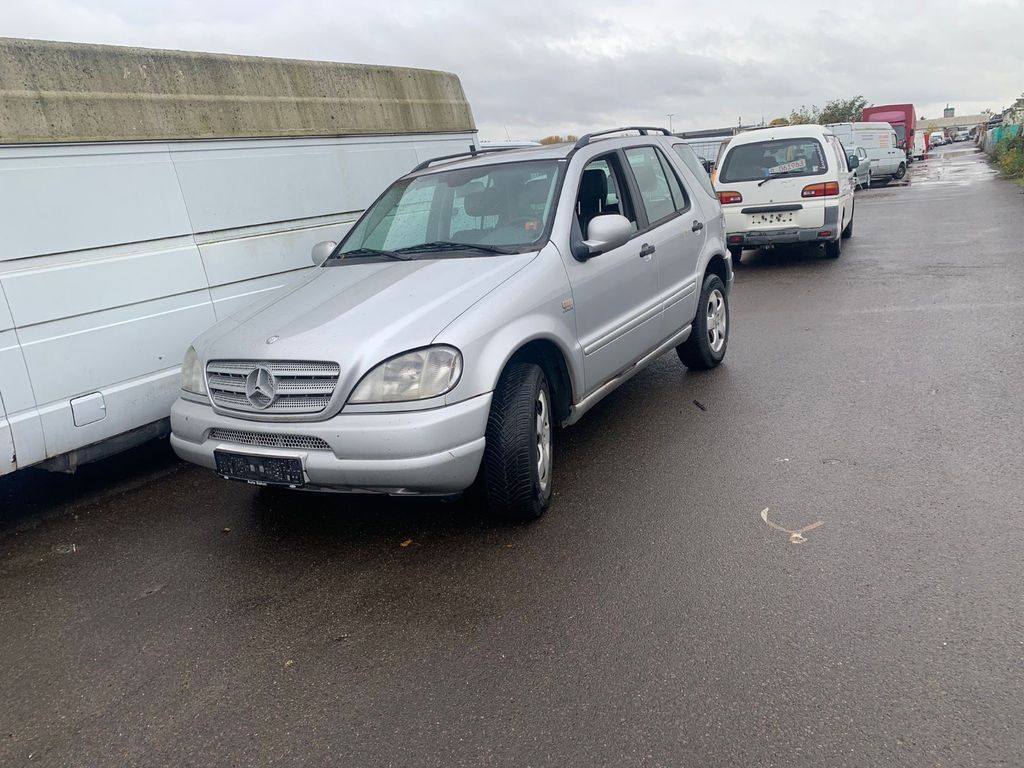 Bild des Angebotes Mercedes-Benz ML 270 CDI 4X4 AC
