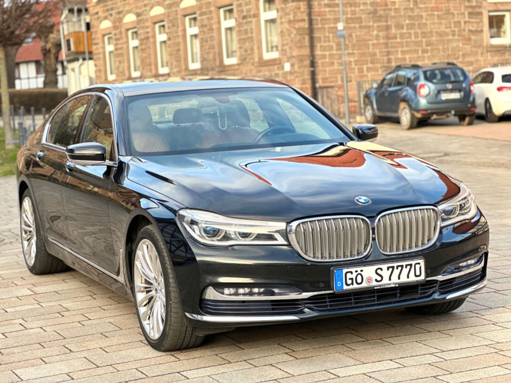 Bild des Angebotes BMW 730 Baureihe 7 Lim 730 d  X Drive  1 Hand Euro 6
