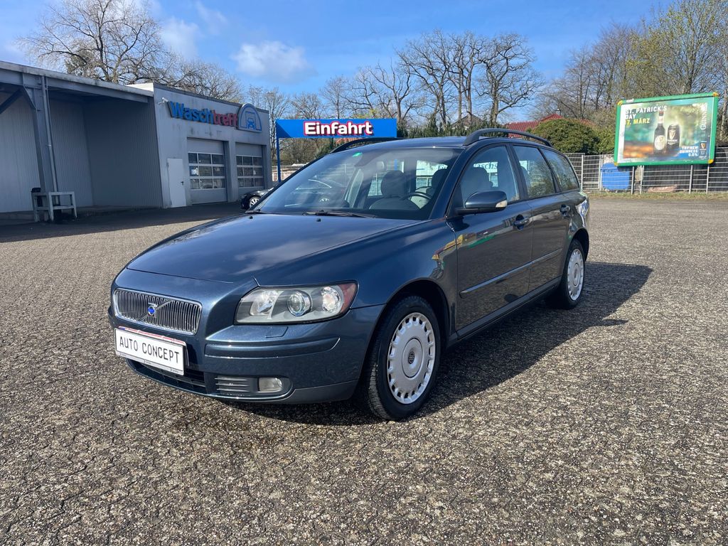 Bild des Angebotes Volvo V50 Kombi T5 AWD Summum