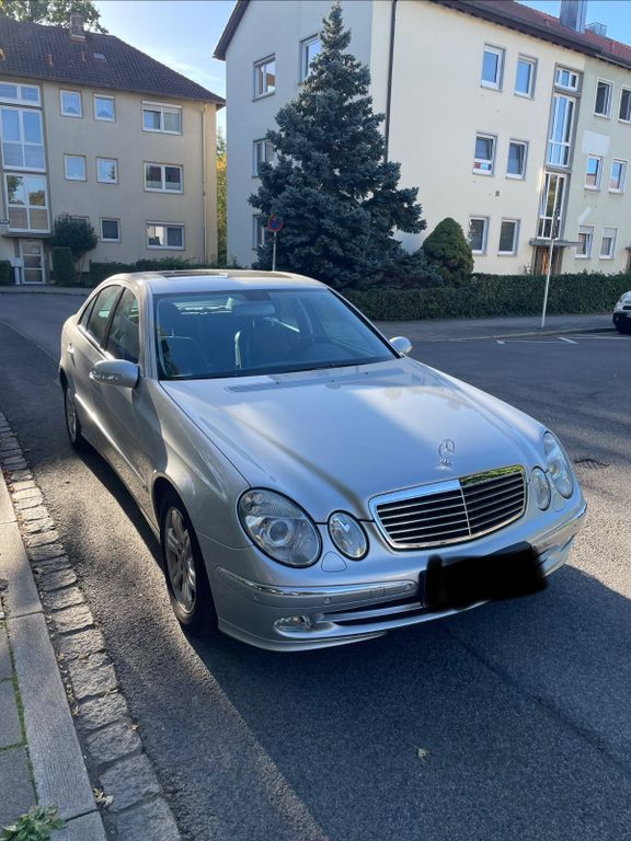 Bild des Angebotes Mercedes-Benz E 200 KOMPRESSOR Elegance
