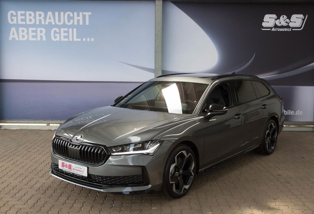 Bild des Angebotes Skoda Superb Combi 2.0 TSI Sportline PANO/MATRIX/AHK/