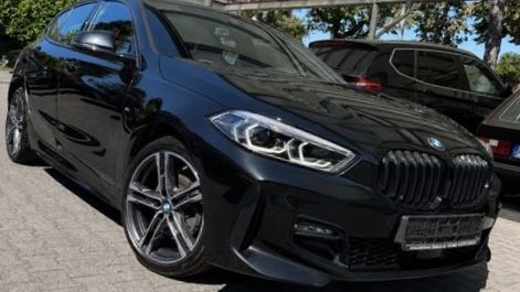 Bild des Angebotes BMW 118 i Lim. M Sport|NAVI|LED|RKAM|M SITZE|1.HAND|