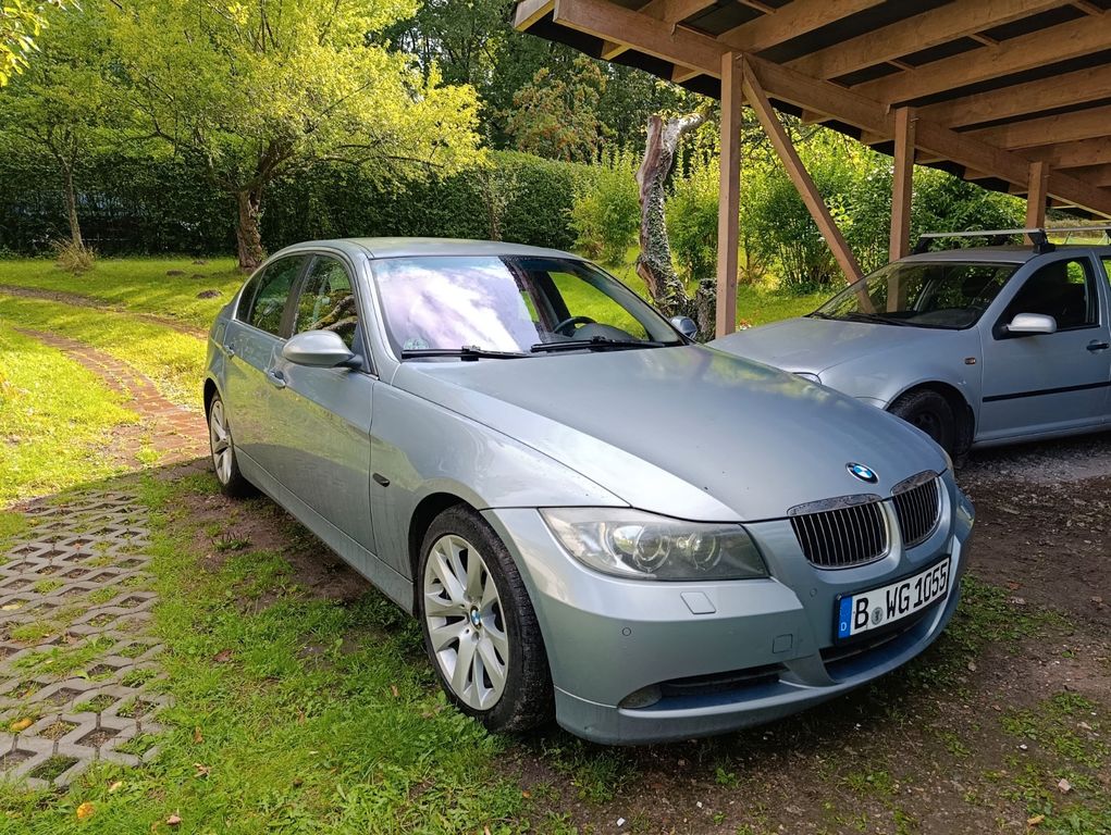 Bild des Angebotes BMW 325i -