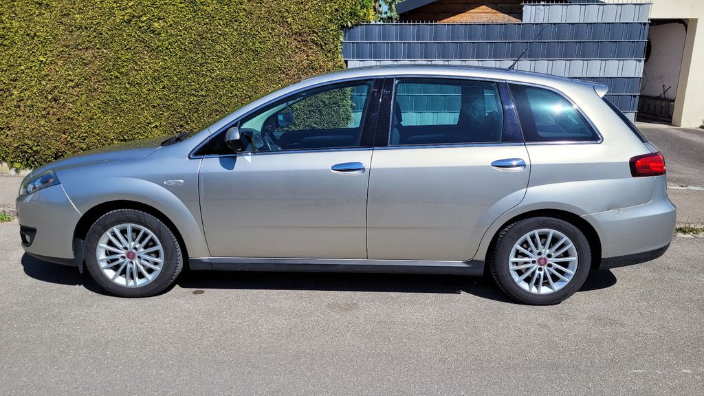 Bild des Angebotes Fiat Croma 2.2 16V Dynamic Dynamic