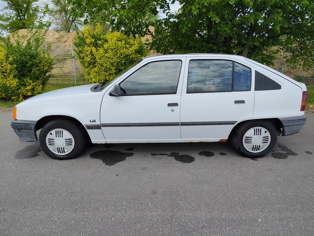 Opel Kadett E 1.8S LS Automatik