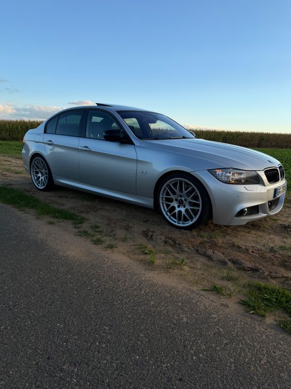 Bild des Angebotes BMW 335i E90 Lci N54 M Paket selten