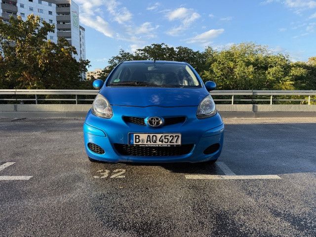 Bild des Angebotes Toyota Aygo Automatik-1.Hand -94.700KM -TÜV bis 09/2028