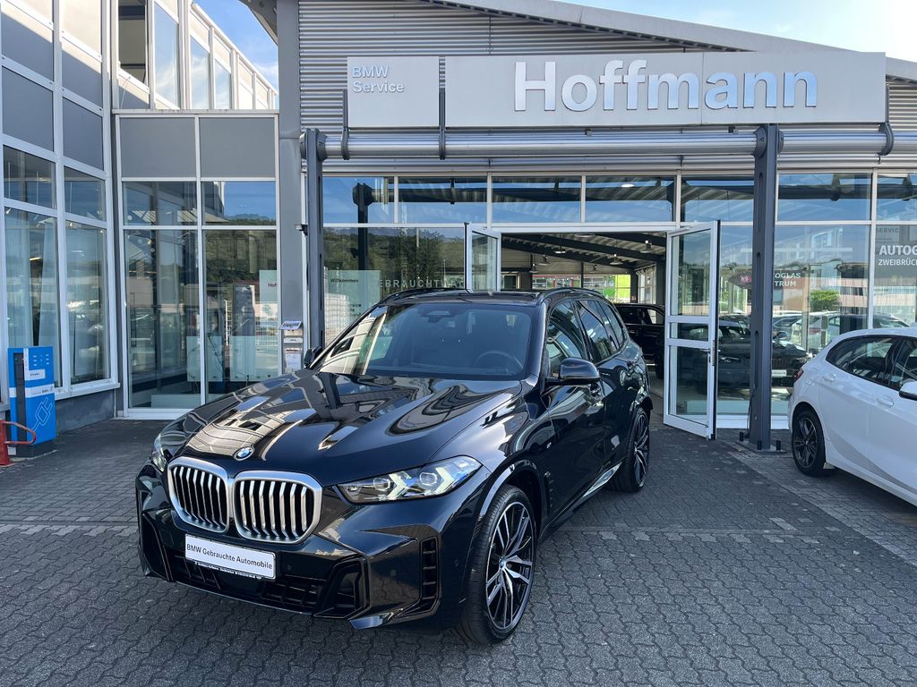 Bild des Angebotes BMW X5 40iA xDrive M Sport AHK/Soft-Close/Pano/H+K