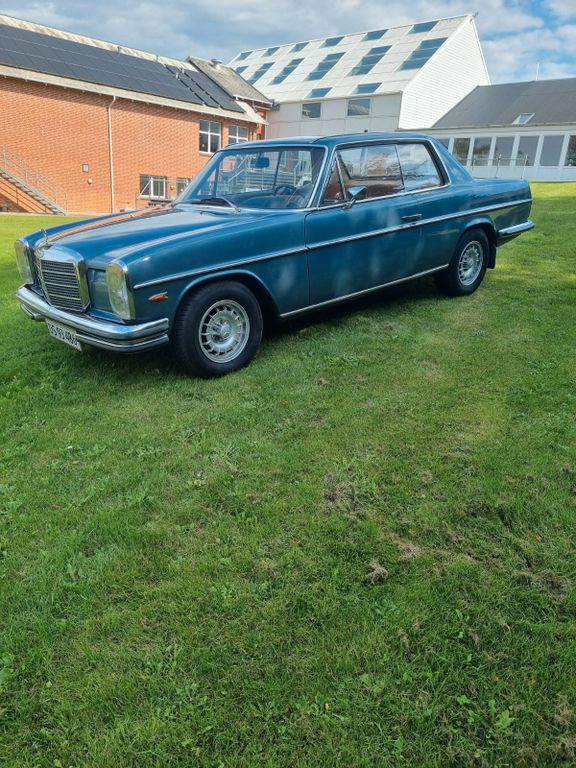 Bild des Angebotes Mercedes-Benz 250CE /8