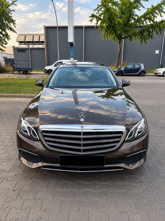 Bild des Angebotes Mercedes-Benz E 200 Exclusive Schiebedach