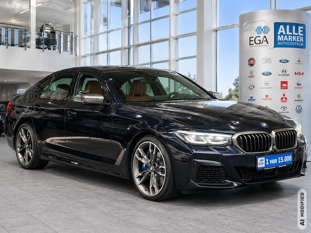 Bild des Angebotes BMW M550 i xDRIVE 1H*VOLL*LEDER*AHK*STANDHZ*GSD*HUD*