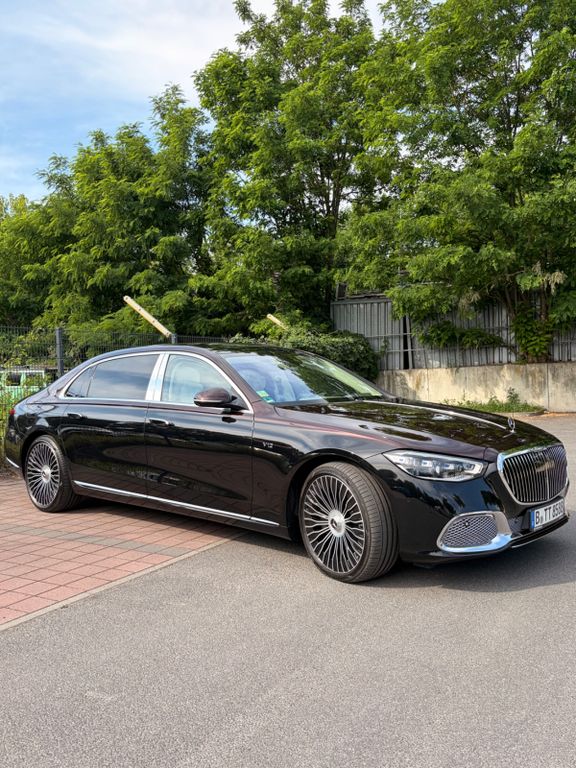 Bild des Angebotes Mercedes-Benz Mercedes-Maybach S 680 4MATIC NP: 339.000 Voll
