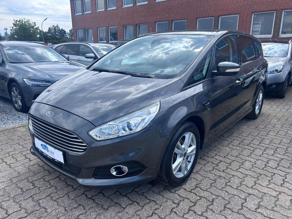Bild des Angebotes Ford S-Max Business *7-Sitzer / Navi / AHK*
