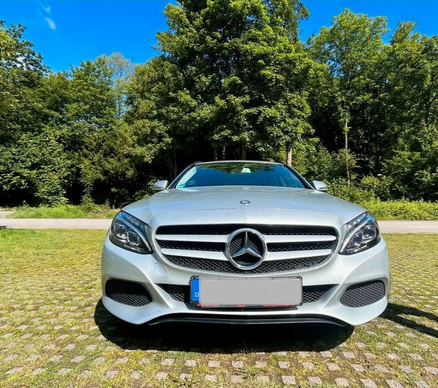 Bild des Angebotes Mercedes-Benz C 200 4MATIC T Autom. Navi, AHK, Sitzh. Kamera