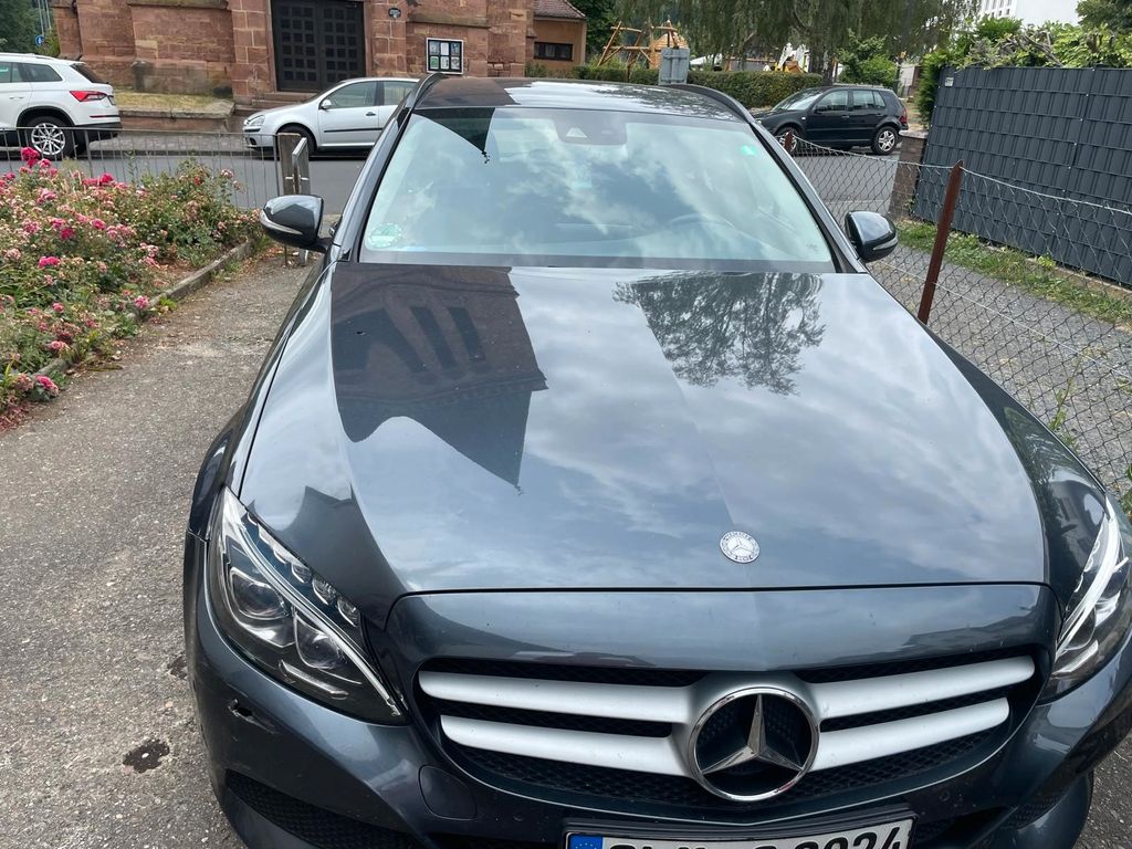 Bild des Angebotes Mercedes-Benz 220