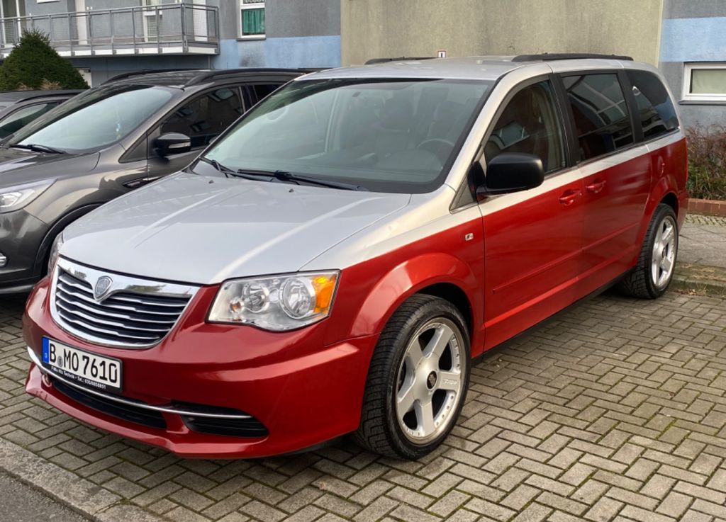 Bild des Angebotes Lancia Voyager 2.8 16v Automatik 2.Hand Tausch möglich