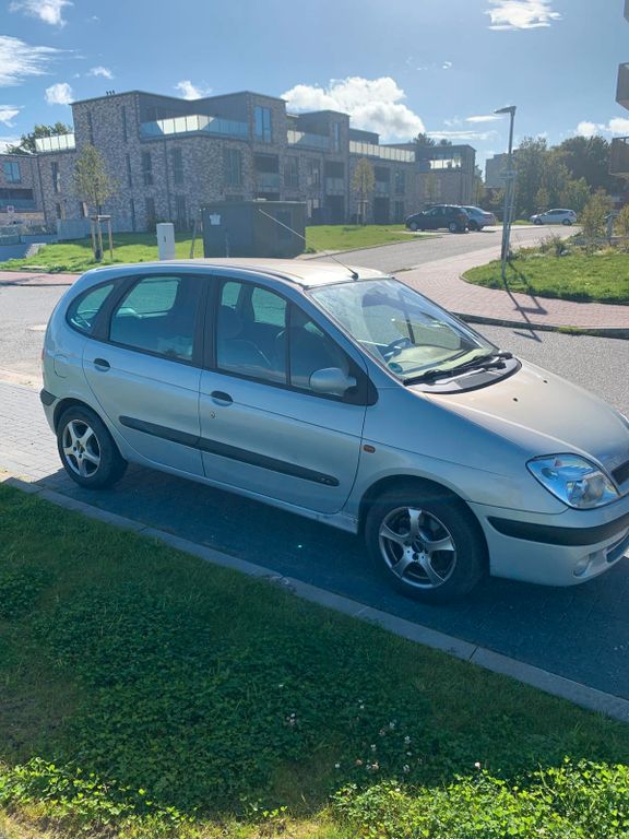 Bild des Angebotes Renault Scenic 1.6 16V Privilege Expression