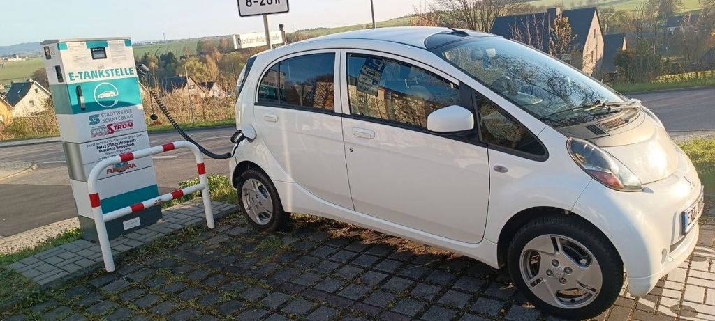 Mitsubishi I-MIEV ,67000 km , neu TÜV bis 04.202