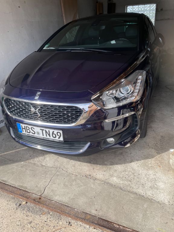 DS Automobiles DS5 BlueHDi 150 Stop&Start -