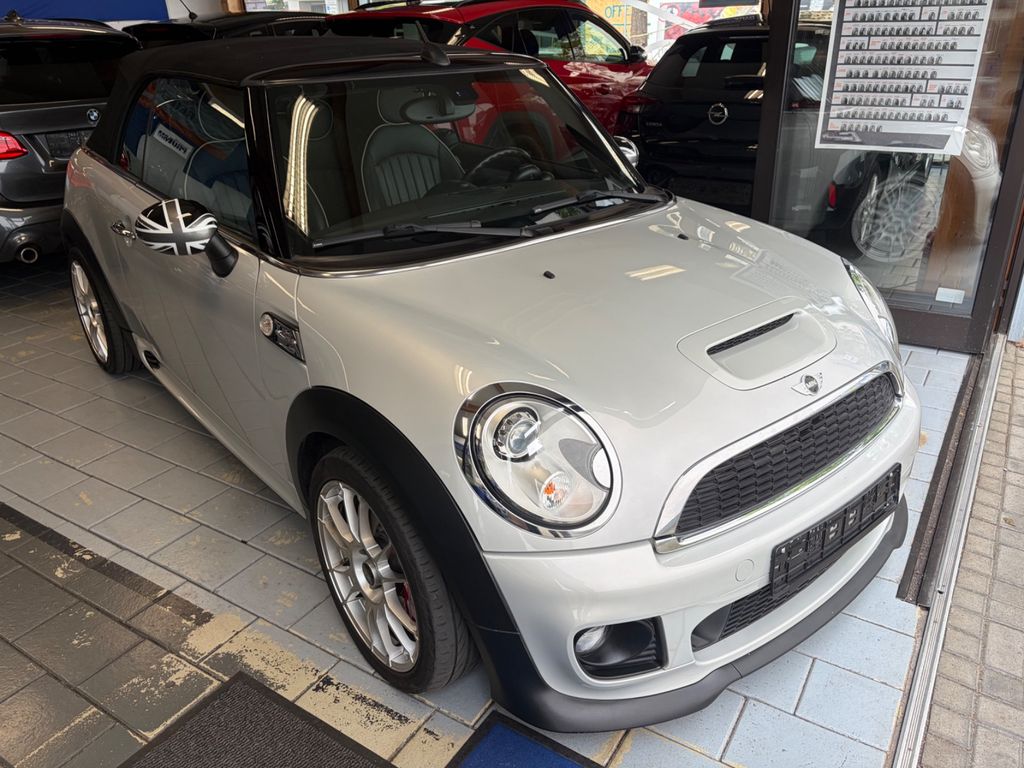 Bild des Angebotes MINI John Cooper Works Cabrio JCW