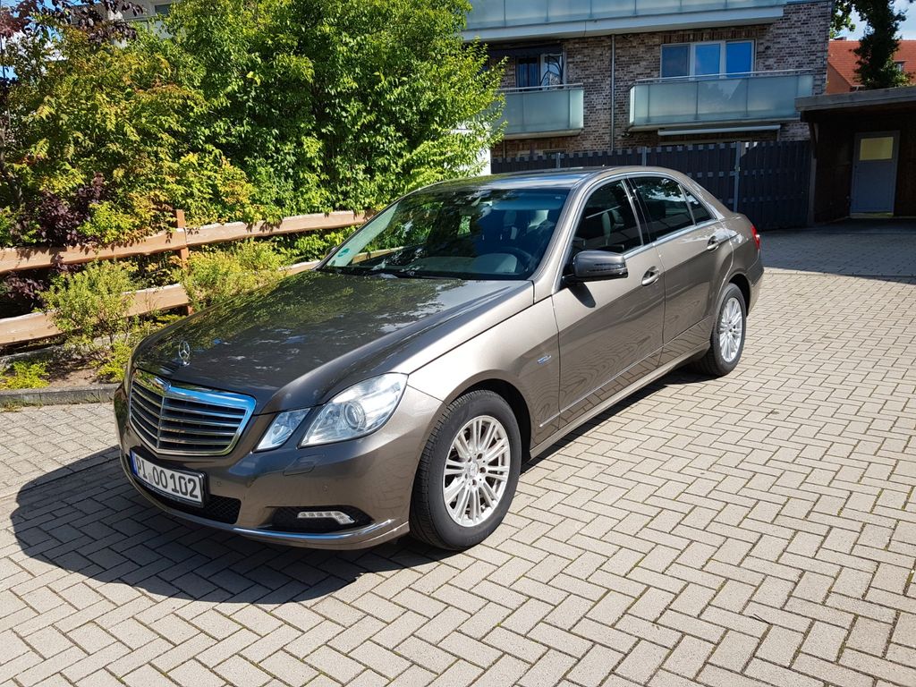 Bild des Angebotes Mercedes-Benz E 220 CDI BlueEFF ELEGANCE Top Zustand