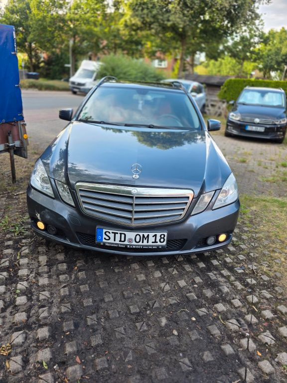 Bild des Angebotes Mercedes-Benz E 250 CDI T BlueEFFICIENCY -