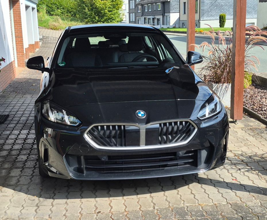 Bild des Angebotes BMW 116 Benzin nur 7000km wie neu