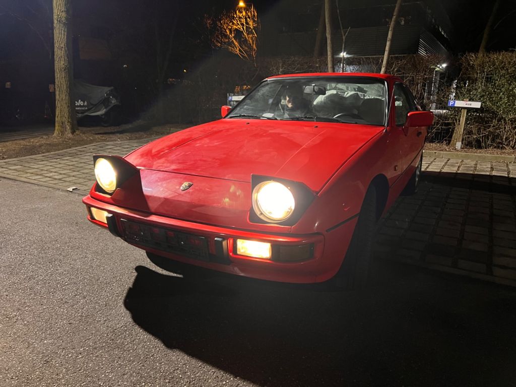 Bild des Angebotes Porsche 924 S 150 PS 2,5l in Original Rot! Top Zustand!