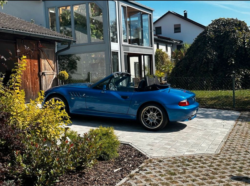 Bild des Angebotes BMW Z3 Roadster 1.9i - Individual Estoril Facelift