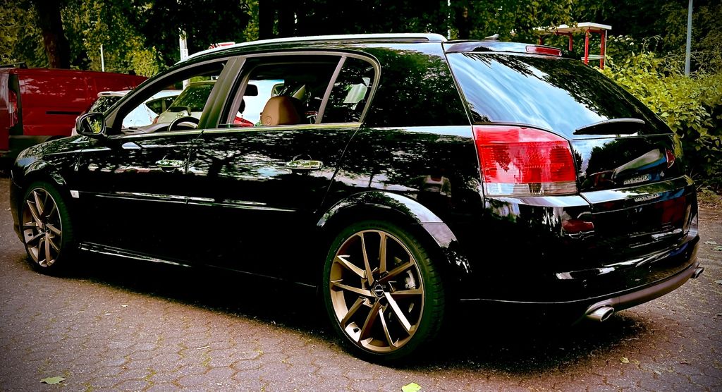 Bild des Angebotes Opel Signum Cosmo Plus 2.8 V6 Turbo Automatik Cos...