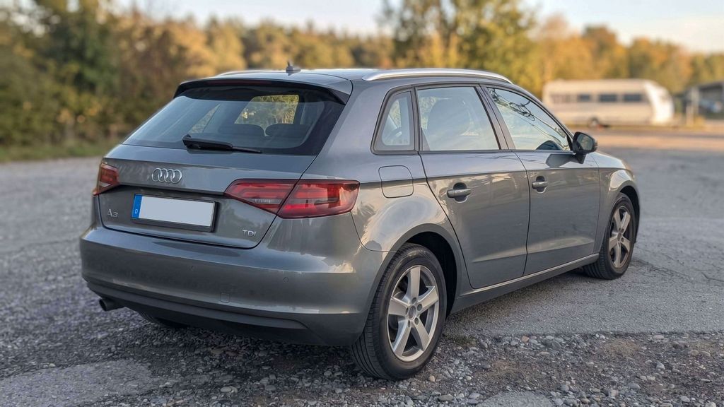 Bild des Angebotes Audi A3 1.6 TDI Sportback (clean diesel) Attraction