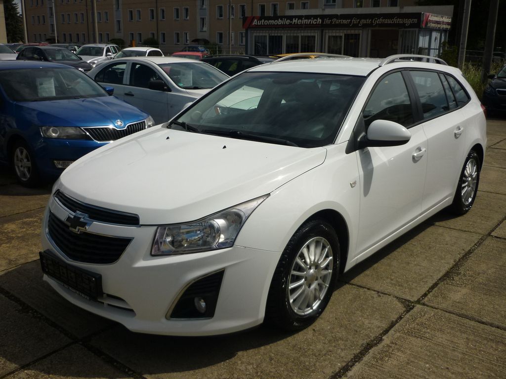 Bild des Angebotes Chevrolet Cruze 1.7 TD LT+ Navi! PDC+Rückfahr-Kamera!