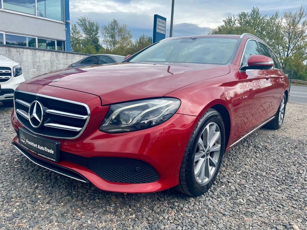 Bild des Angebotes Mercedes-Benz E 300 d T*AVANTGARDE*360 KAME*AMBIENT*MULTI BEAM