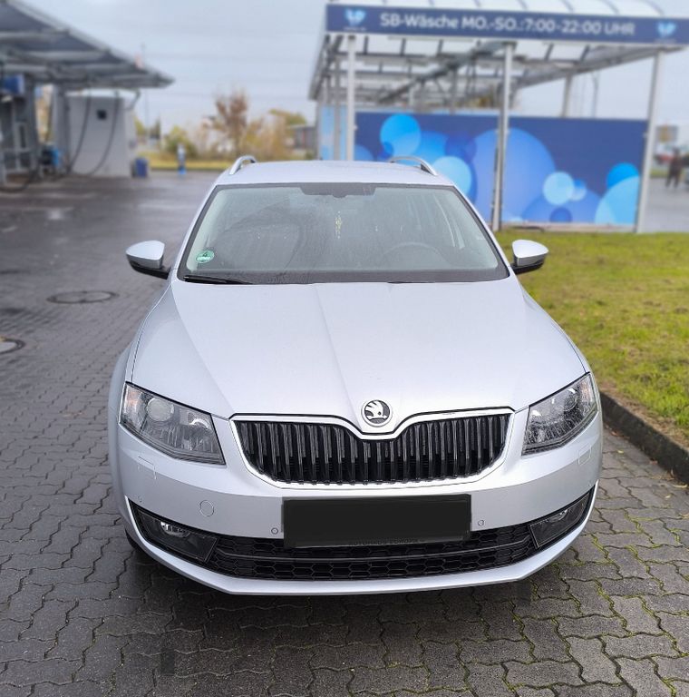 Bild des Angebotes Skoda Octavia 1.4 TSI DSG Joy Combi Joy
