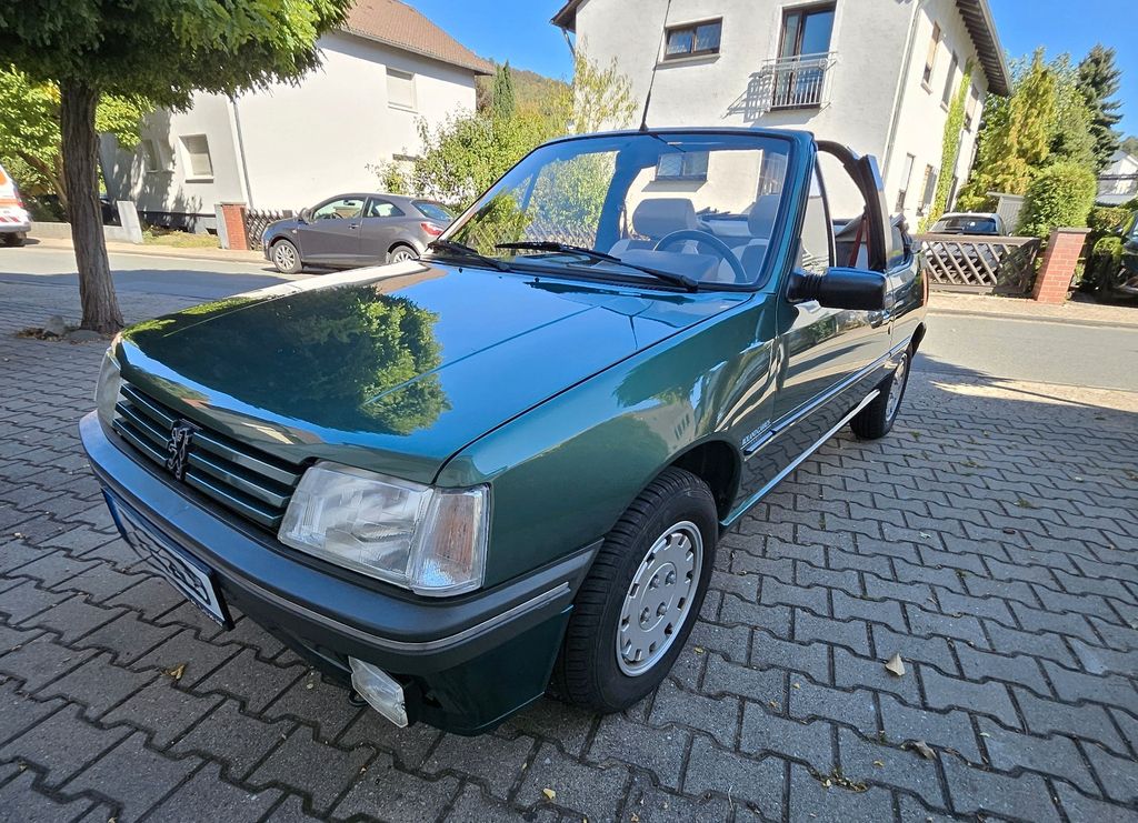 Bild des Angebotes Peugeot 205 Roland Garros Cabrio