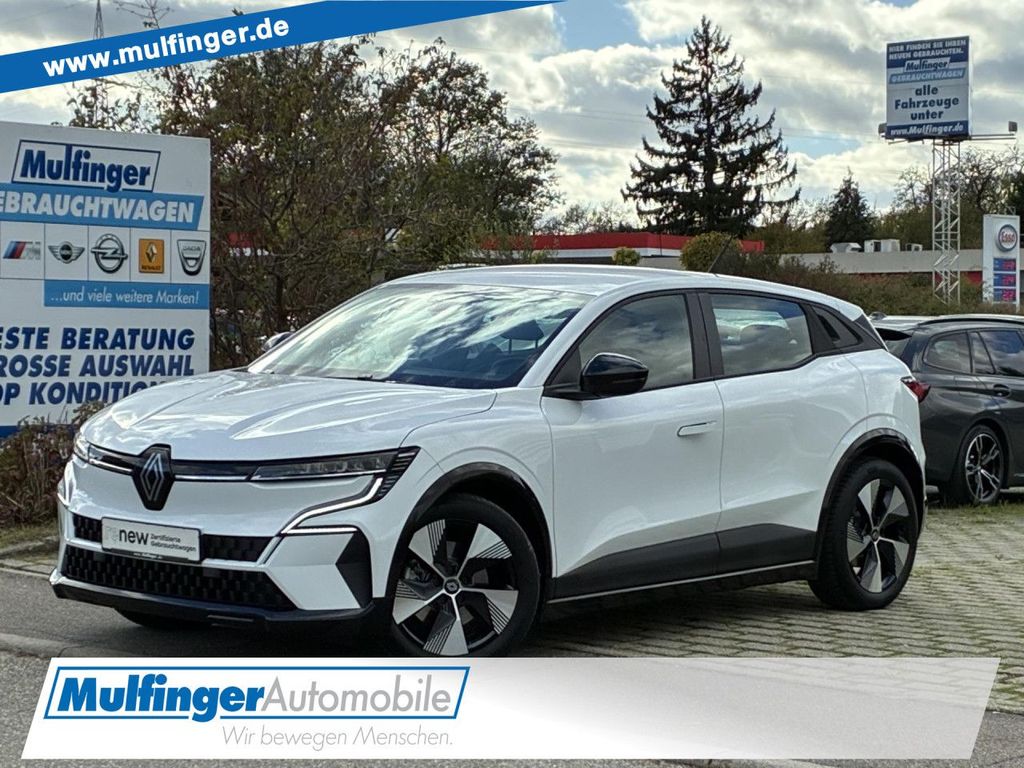 Bild des Angebotes Renault Megane 130hp boost charge Equilibre ACC Kamera