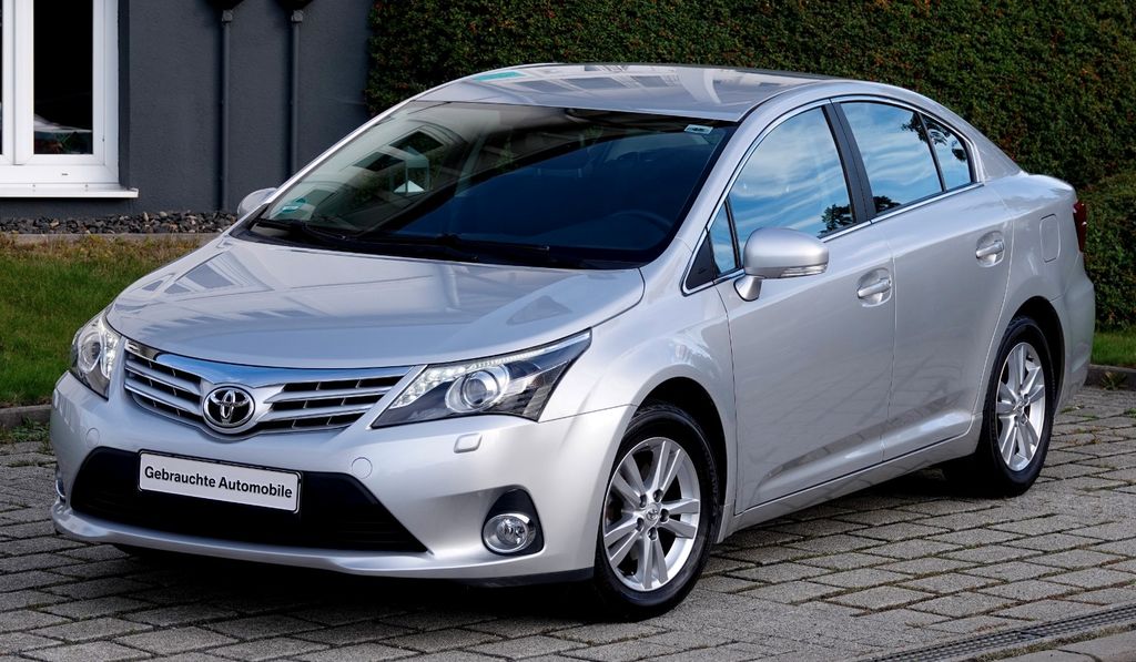 Bild des Angebotes Toyota Avensis Life *GARANTIE* KAMERA* NAVI*