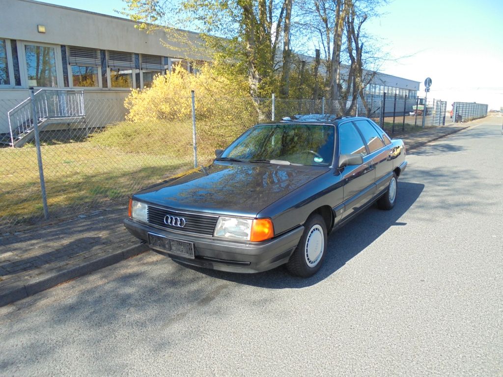 Bild des Angebotes Audi 100 2.3 E  1. Hand + Vfw, H-Kennzeichen,