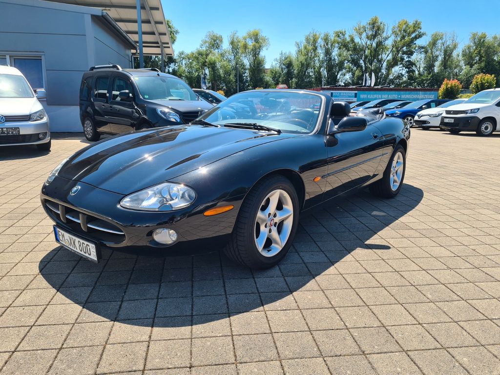 Bild des Angebotes Jaguar XK8 Cabriolet 4.0 V8 Top Zustand!