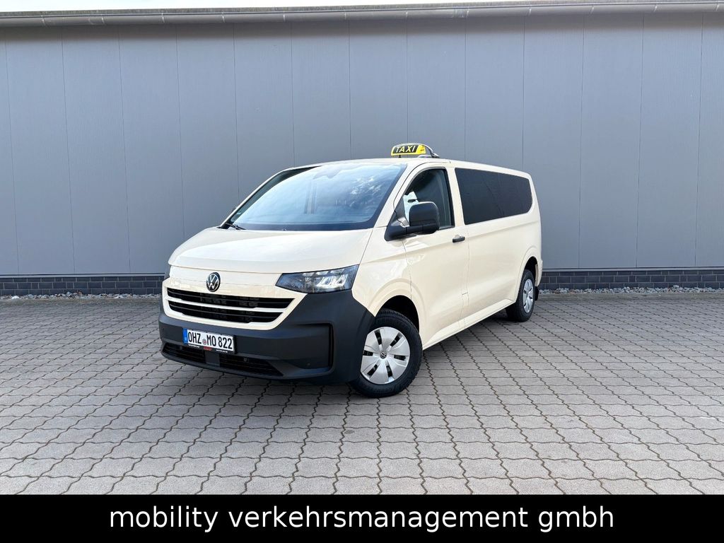 Bild des Angebotes Volkswagen T7 Caravelle DSG Taxi Rollstuhlumbau 9-Sitzer