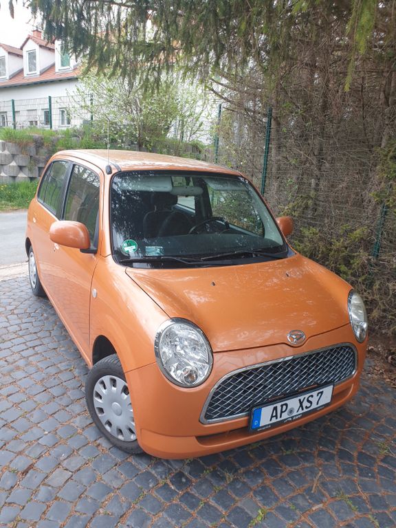 Daihatsu TREVIS - Allwetter - Doppel-Din Radio - sparsam