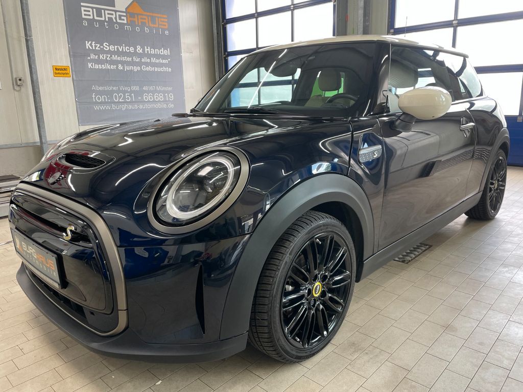 Bild des Angebotes MINI COOPER SE RESOLUTE EDITION/CARPLAY
