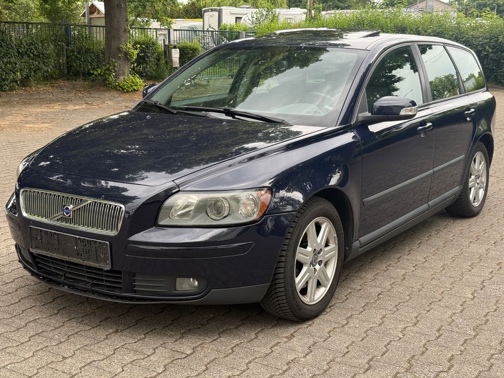 Bild des Angebotes Volvo V50 Kombi 2.0 D*TÜV* 05/2027* KLIMA*