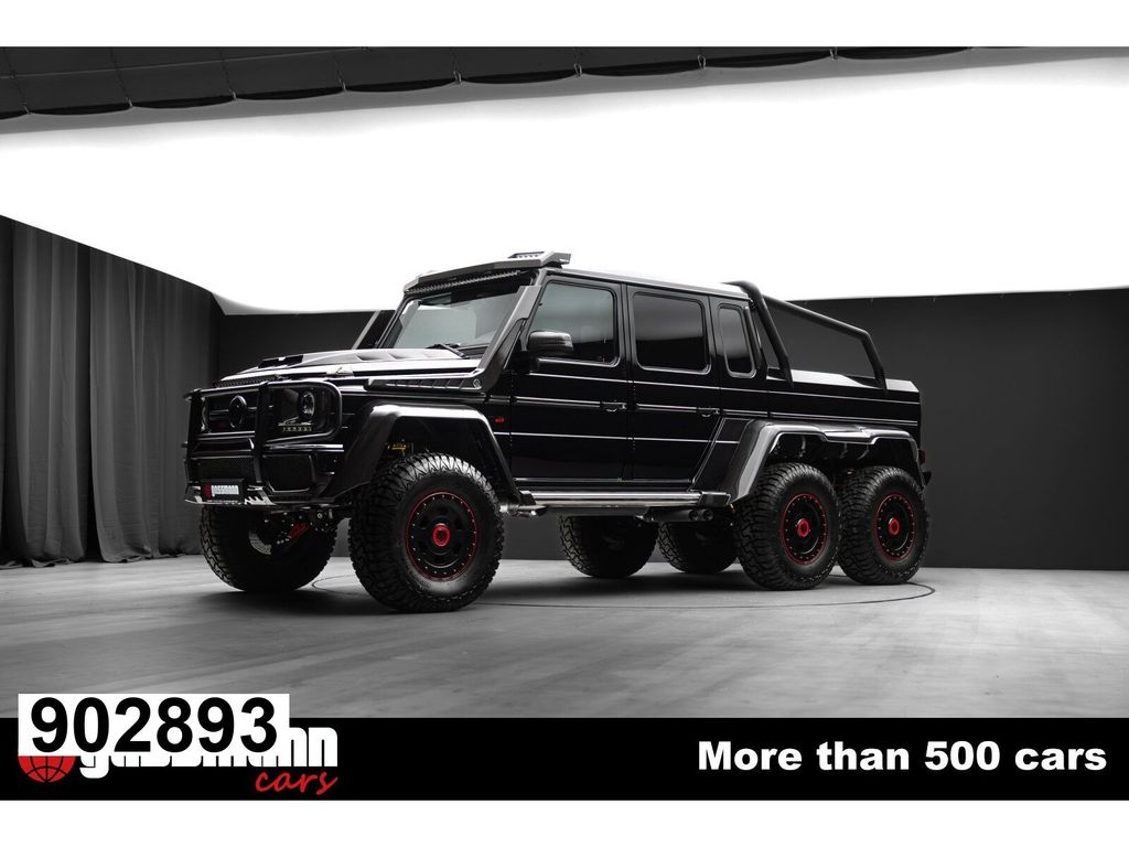 Mercedes-Benz G63 AMG - G700 6x6 Brabus - Designo