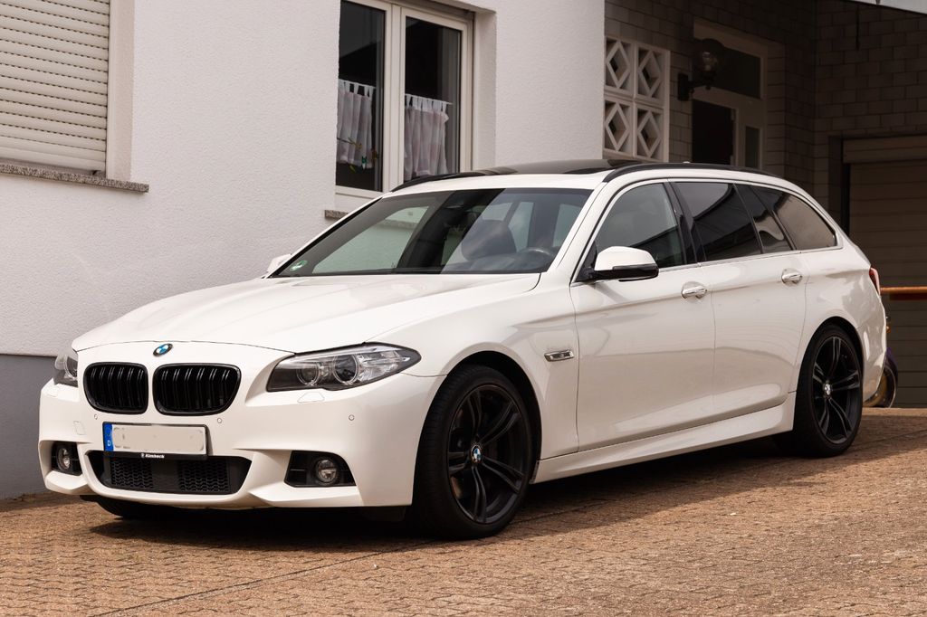 Bild des Angebotes BMW 535d xDrive Touring A - M-Paket +Garantie
