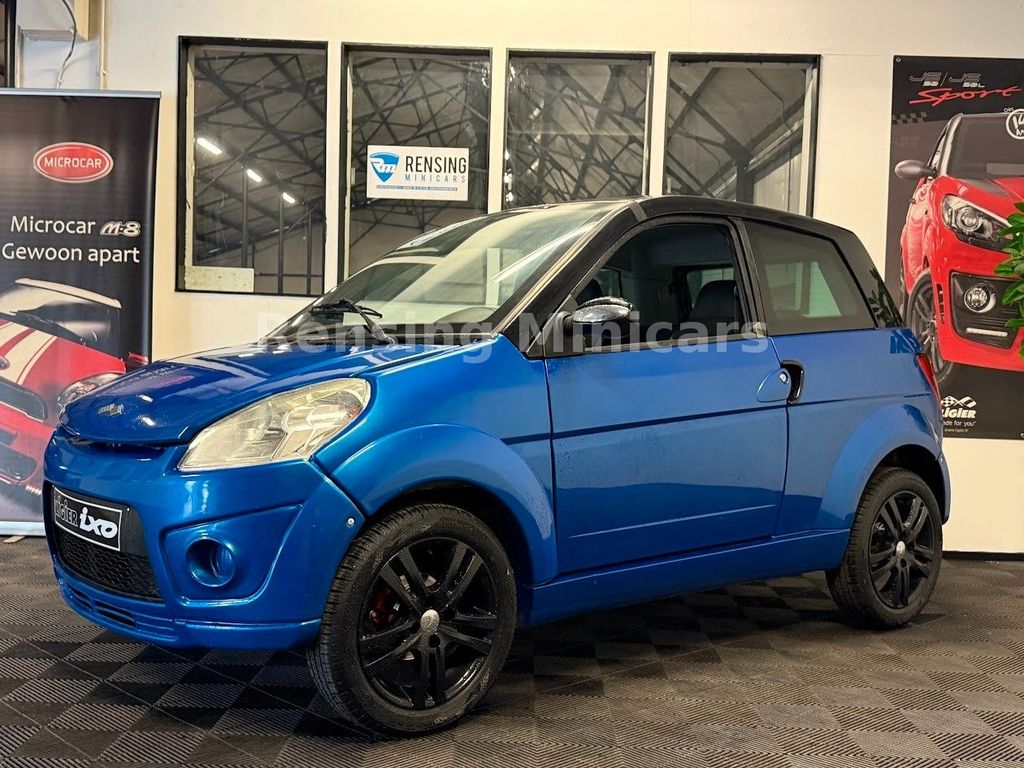 Bild des Angebotes Ligier IXO Blue and Black Mopedauto Microcar 45 KM
