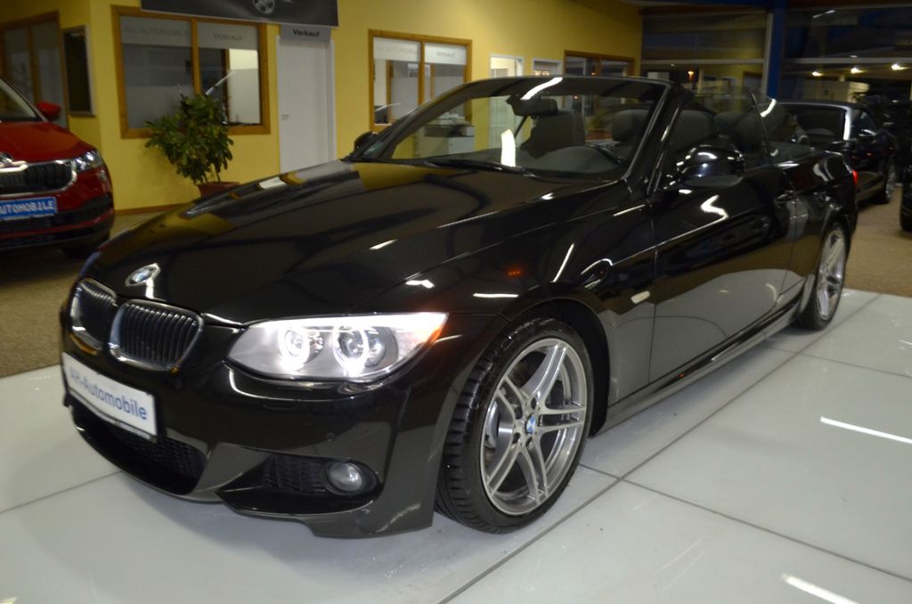 Bild des Angebotes BMW 330d Cabrio M-PAKET XENON / NAVI / LEDER / PDC