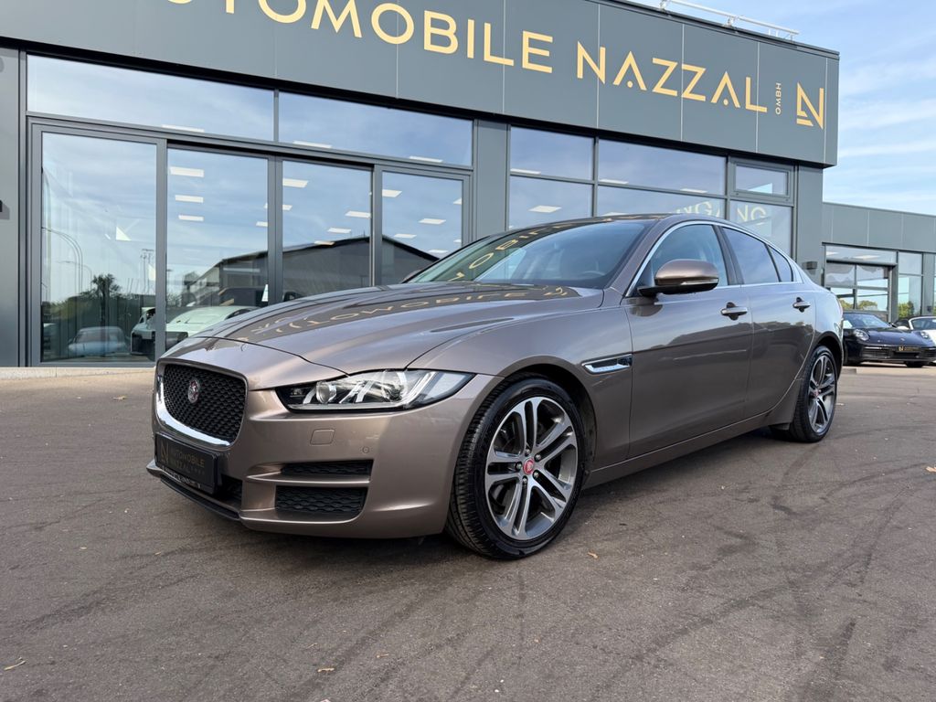 Bild des Angebotes Jaguar XE PRESTIGE*NAVI*LEDER*PDC*AHK*R-KAMERA*